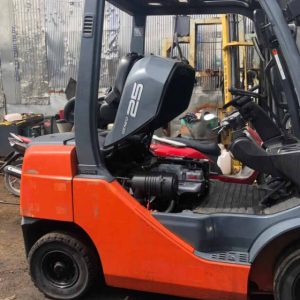 XE NÂNG HÀNG TOYOTA